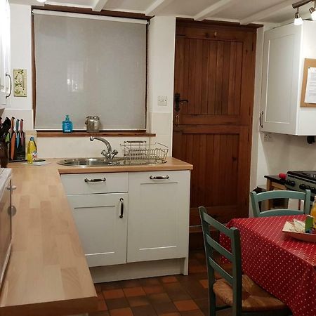 Dove Cottage, Tideswell Extérieur photo